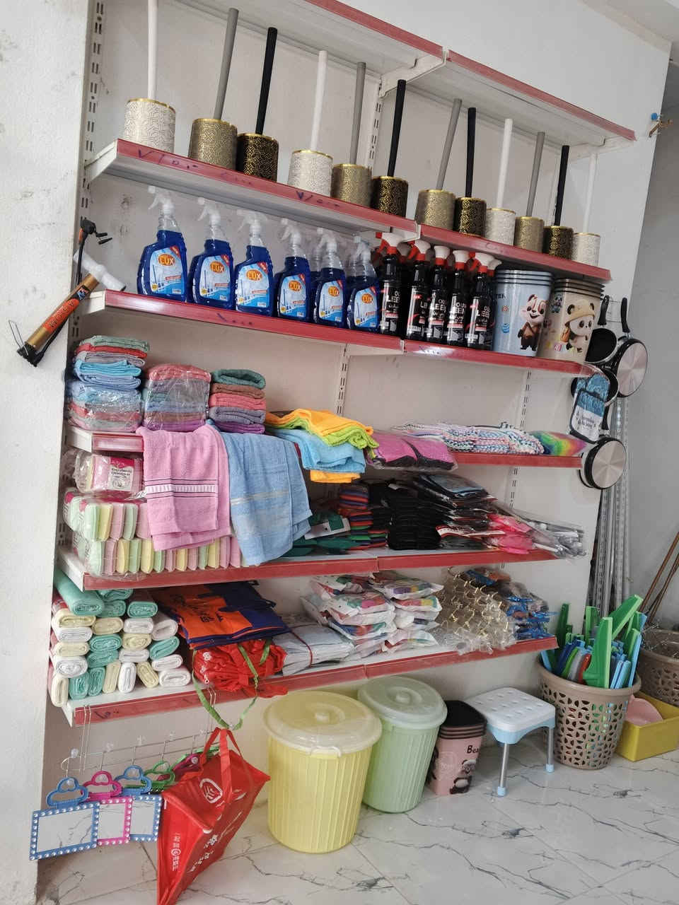 تم فتتاح سبلاش وكزمتك عمر بنسب السعار ***********
الموقع شارع شيخ قحطان قرب مجمع الحارث
