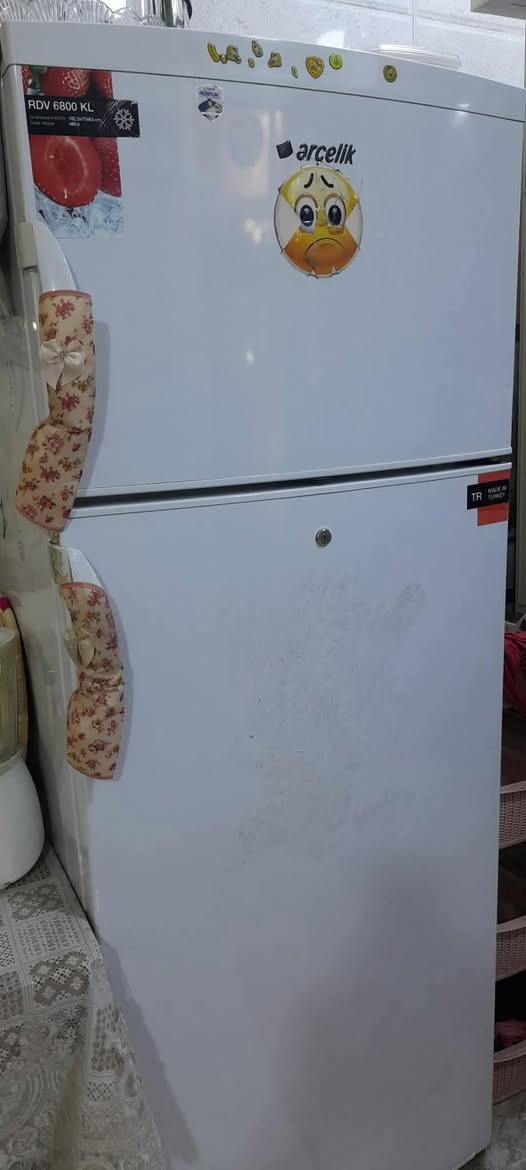 ثلاجه نضيفه للبيع السعر ٣٠٠ وبيهه مجال


**إذا كنت صاحب هذا الإعلان وتريد حذفه لأي سبب، رجاءا أرسل رسالة إلى الدعم الفني**