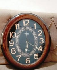 ساعة • ديكور منزلي