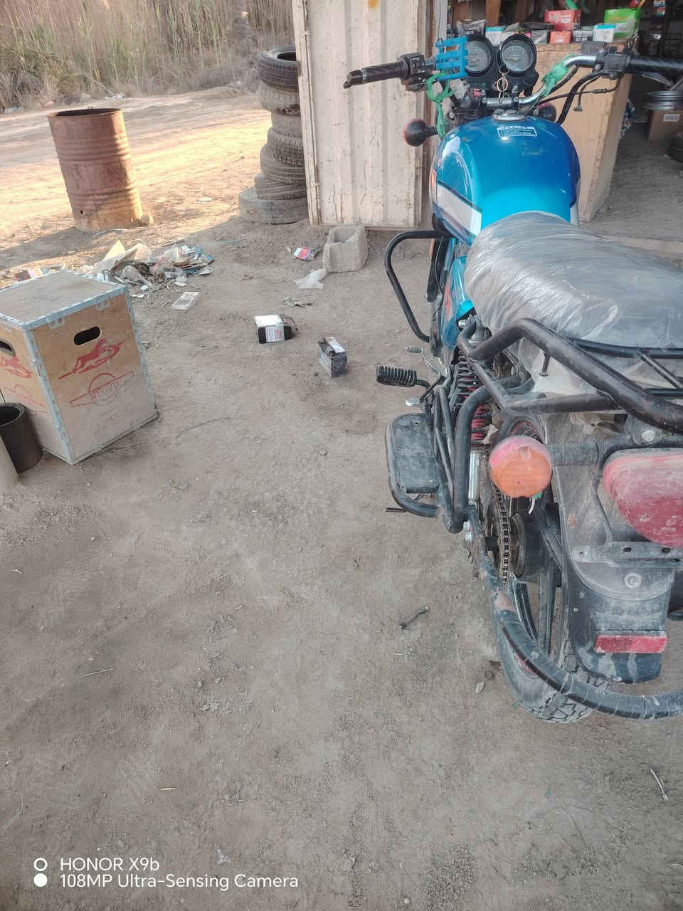 السلام عليكم دراجه دايون نفخ موديل 23 كلك دراجه خير من الله شوفت عينك اريدها ب850 وبيها مجال مكاني طريق كربلاء نجف عامود ٨٢٠ الشراي يخابر ع الرقم وبيه ويدلل ***********
