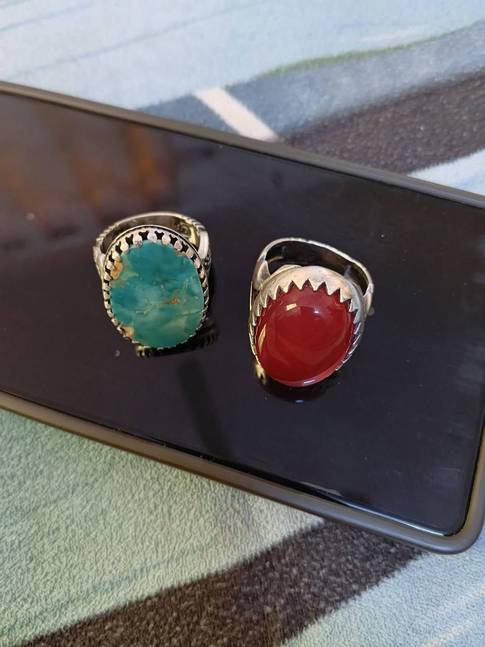 محبس فيروز نيشابوري أصلي سعره 55 الف
محبس ياقوت قديم سعره 45 الف مكاني مدينه الصدر ***********
