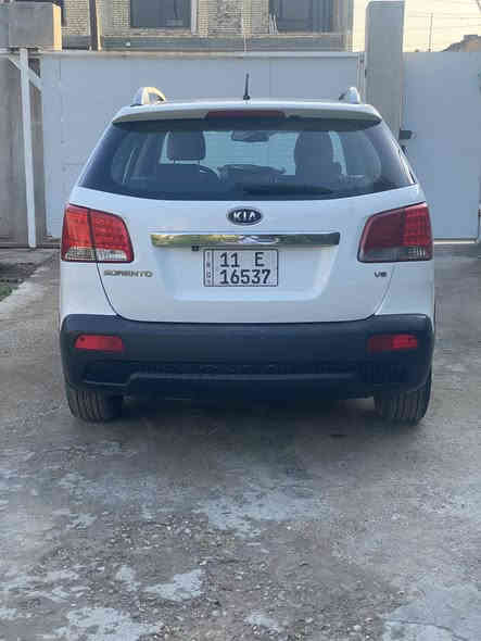 بسم الله الرحمن الرحيم 
-سورنتو ٢٠١٢ خليجي للبيع 
-٦ سلندر  ٧ راكب
-ثلاث قطع تبريد
-حساسات امامي خلفي + جرس انذار 
-مكينه وكير مكفول شرط ما مفتوح
-رقم بغداد دولي هزه جديده
-تخم تاير جديد 
-كامره خلفيه 
-مري شفط + اشاير مري
-تحكمات ستيرن
-المسافه المقطوعه ١٦٠ حقيقي
-لايت جديد لد 
-بيها جاملغ وباب الصدر صبغ اثر شخوط بدون دواخل وجزء من البنيد
-مكان السياره بغداد بوب الشام
-السعر (١٥٢  $ )للتواصل على الرقم 
-***********
