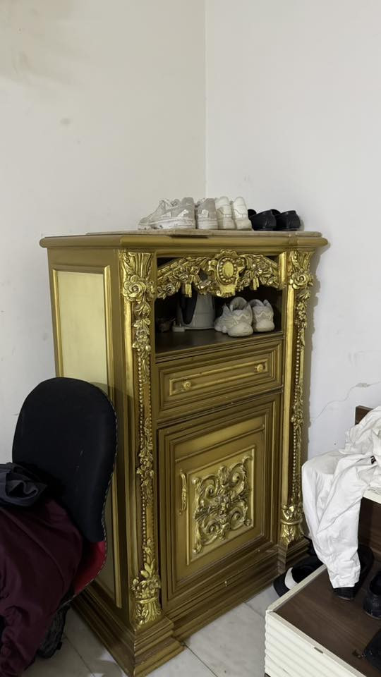 غرفة نوم زان مصري جديدة جداً ونظافة 95٪؜ للاستفسار *********** متواجد واتساب فقط
