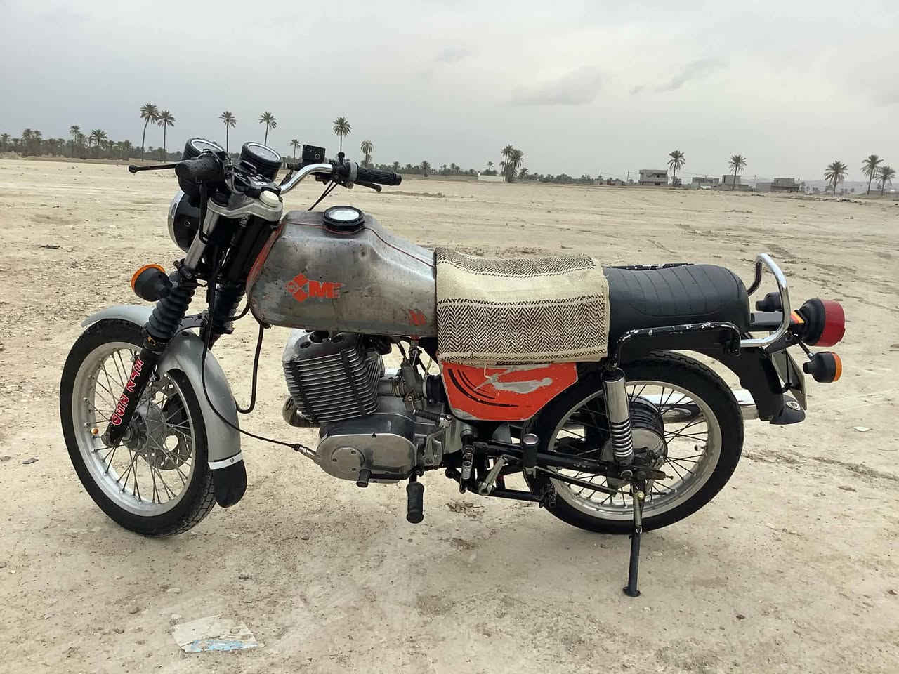 السلام عليكم دراجه كصه ٤ لحيم صوب واحد ومايبين ماكنيت ياباني وياله المانيه مكينه المانيه مازده دبلات خلفي تركي الماني جاملخ خلفي الماني كشر بلادي الشراي بي خير ويدلل


**إذا كنت صاحب هذا الإعلان وتريد حذفه لأي سبب، رجاءا أرسل رسالة إلى الدعم الفني**