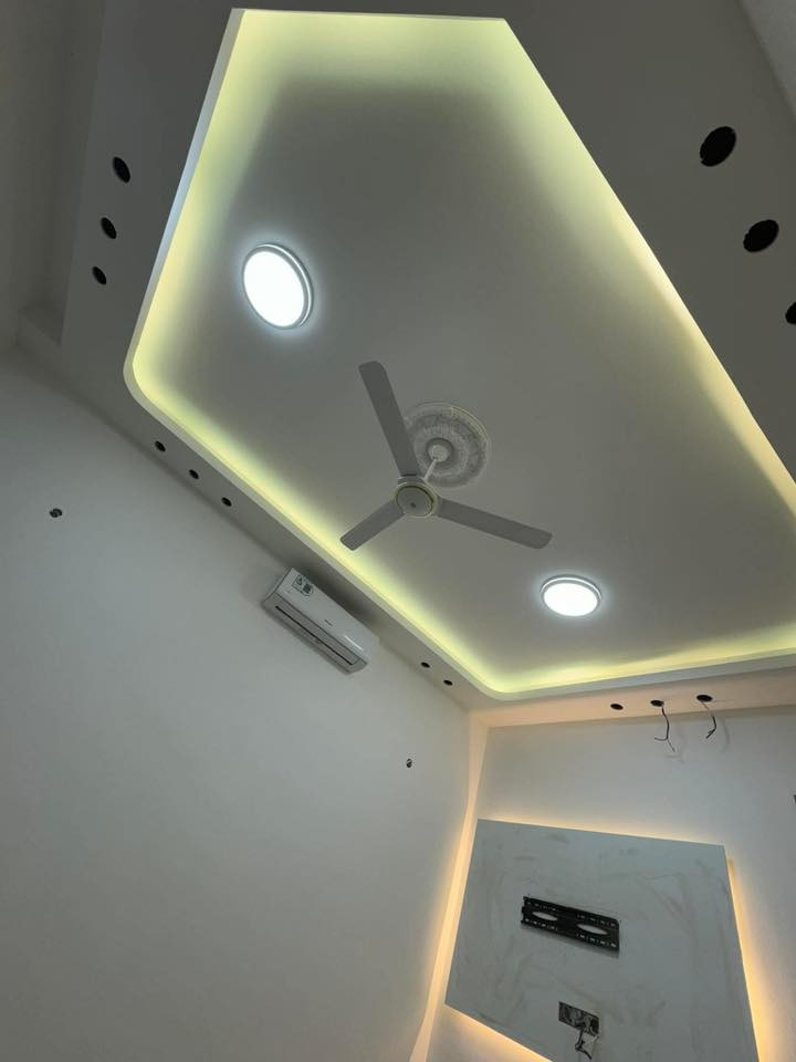 فقط الى اهالي حي الجامعه حصرا سعر البوكس مثل ما موضح كدامك المتر ب١٩ الف مع الصبغ والتثقيب 
العرض لمده يومين 
للحجز ***********
