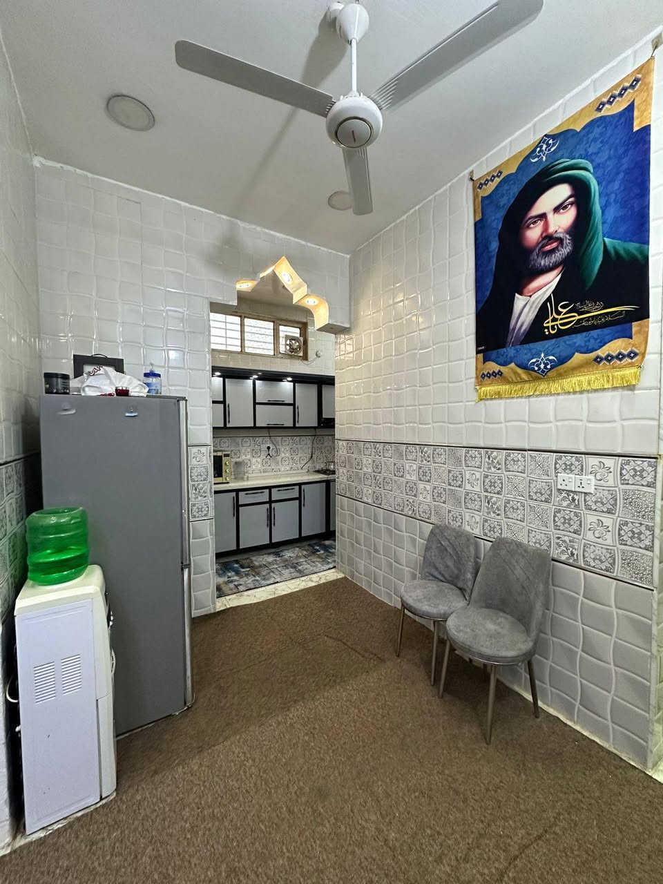 السلام عليكم بيت للبيع المساحة120ركن طابو صرف حر تحويل مباشر العنوان ميسان العرضات شارع 20 
بيت يحتوي على طابقين الطابق الاول يحتوي على ساحة +استقبال+صالة مفتوحة على المطبخ حار بارد +غرفة نوم+صحيات عدد2
الطابق الثاتي مكون من مشتملات ثنين كل مشتمل 60متر الستفسار اكثر الاتصال على الرقم***********
