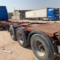 عربانه حاملة حاويات بحالة جيدة جداً للبيع تواصل واتساب 07776120987