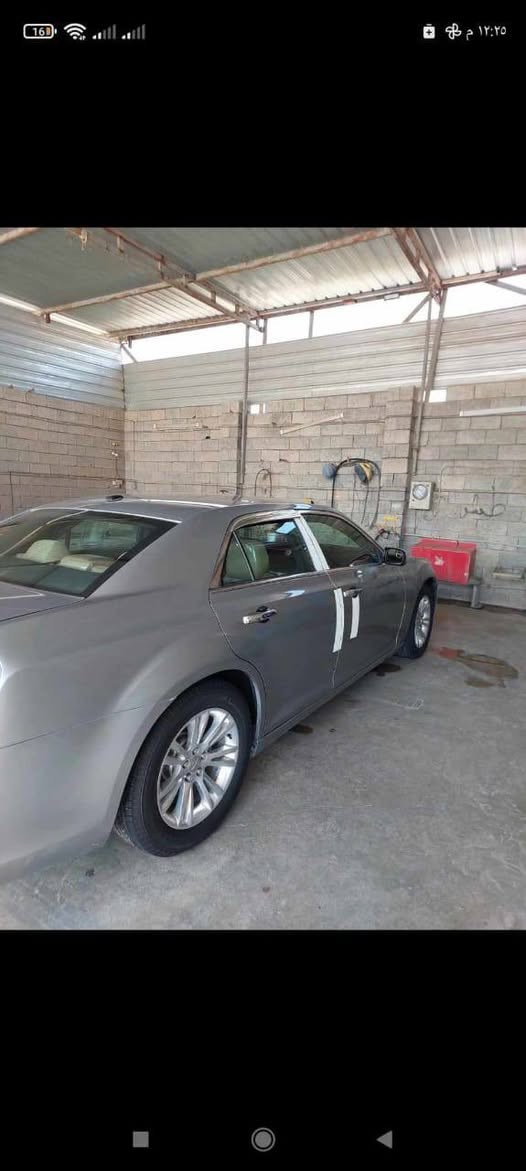 سلام عليكم اخوان اوباماه للبيع موديل 13رقم اربيل مصبوغة حزام سياره جاهزه وبيه منضومة  غاز مكلف بنشر وهاذه *********** مكان السياره الحمزه الشرجي سعره 145وبيه مجال قليل جدن كير ومكينه واكسن كله كفاله
