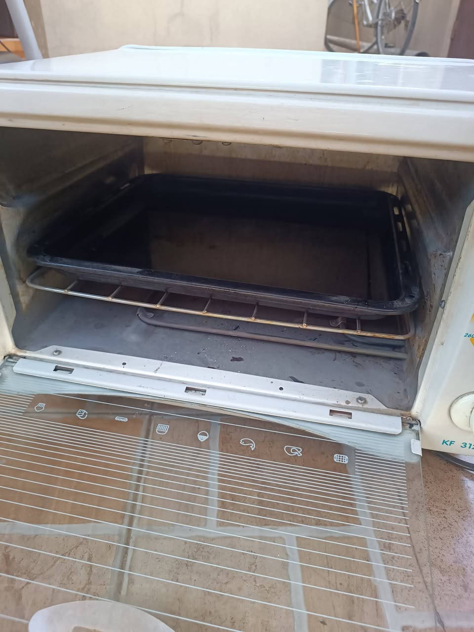 اغراض للبيع جهاز رياضة يتحمل وزن 100 كيلو يشتغل السعر 110 و بي مجال.
فرن كهربائي مابي اي عيب شغال السعر 15 و بي مجال.
زحليگة اطفال 5 پايات مابي اي عيب السعر 25 و بي مجال.
ماطور ماء عاطل السعر 10 و بي مجال...

للاستفسار الاتصال بالرقم *********** 
العنوان كركوك
