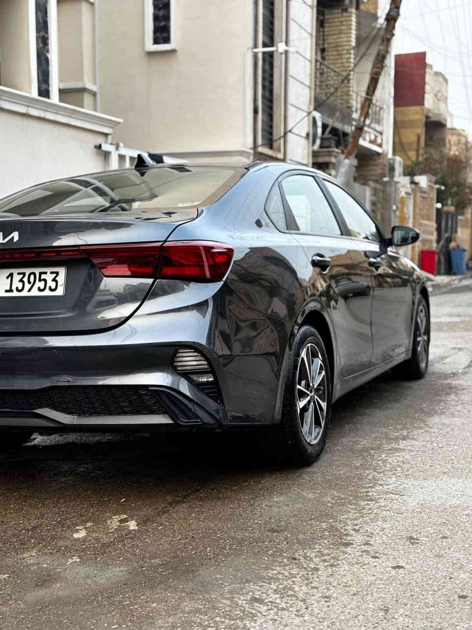 السلام عليكم
فورتي 2023 نص مواصفات
شاشة جبيرة- ويل كب حجم 16- شاشة اعطال-رادار امامي
شاشة تدعم ابل كار بلي-تحديد مسار-قيادة ذاتية
3وضعيات قيادة-كاميرا امامية+كاميرا خلفية دوارة
مكينة 2000 دوش مرغوب

السيارة بأسمي تحويل ثاني يوم
الضرر حافة البنيد ونصبغ. بدون تبديل ليبل واحد
بدون ضرر داخلي
مكاني بغداد-چكوك
السعر 145 
للاتصال: ***********
