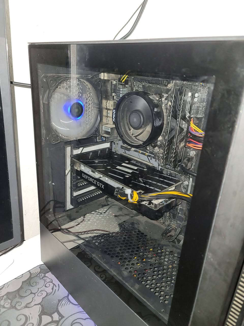 حاسبة العاب بسعر كلش مناسب مقابل اداء تشغل كل الالعاب بأداء خرافي وتفيد المونتاج 

معالج : Ryzen 5 4650g pro 
بورد : b450
كرت شاشة : 1660super 6gb
رامات : 16 3200

بور سبلاي : 550w
كيس اربع فانات RGB وفيه تحت هم RGB

مكاني بغداد الدورة شارع المعلمين 
السعر ٦٢٥ الف بي مجال للطيبين


**إذا كنت صاحب هذا الإعلان وتريد حذفه لأي سبب، رجاءا أرسل رسالة إلى الدعم الفني**