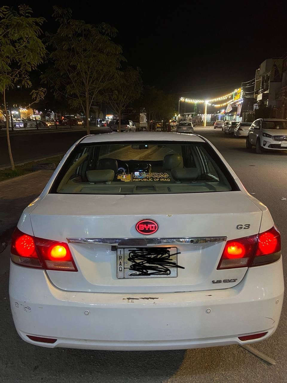 السلام عليكم بي واي دي جي ثري ٢٠١٣ بيها لاسيتك ولف عاطل اول متشغلها من هيه بارده فقط بيها دخانه بيضه كير مكفول السياره بسمي تحويل مباشر رقم بغداد مشروع وطني بيها جاملغين صبغ مع بارد السياره نضيفه ونصبتها حلوه مكانها بغداد حي الجهاد قرب مدينة العاب جنة الكرخ سعرها ٤٨ بيها مجال بسيط 
***********
