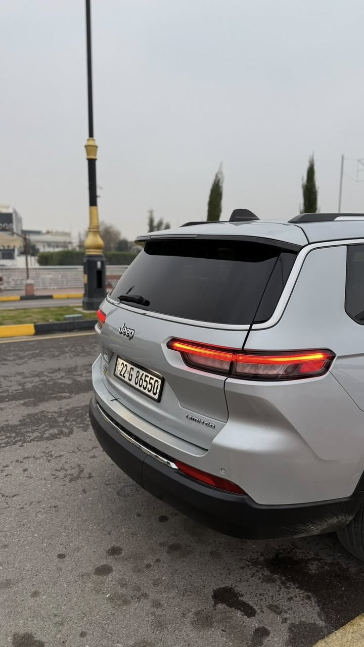 صباح الخير اخواني الاعزاء
Jeep Grand Cherokee L  
Limited 2021
سبعة راكب
محرك :3.6 …V6
مقاعد جلد
وشاشه وسطيه عملاقه 10.1 انش
دجتل 
تبريد منفصل
ابل كار بلي
دخول ذكي وتشغيل ذكي
نظام صوت الباين
رادار تصادم أمامي
 تنبيه الخروج عن المسار
 نقاط عمياء
 كاميرا خلفية
 مثبت سرعة
الضرر:
مرفق سونار كامل وجديد للسيارة
والاجزاء المتضرره موضحه
مكان الضرر الجاملغ خلف السائق 
—————-
عنوان السيارة : موصل
للتواصل او الاستفسار ***********
—————-
السعر: 📥
علق بتم ليصلك السعر على الخاص
