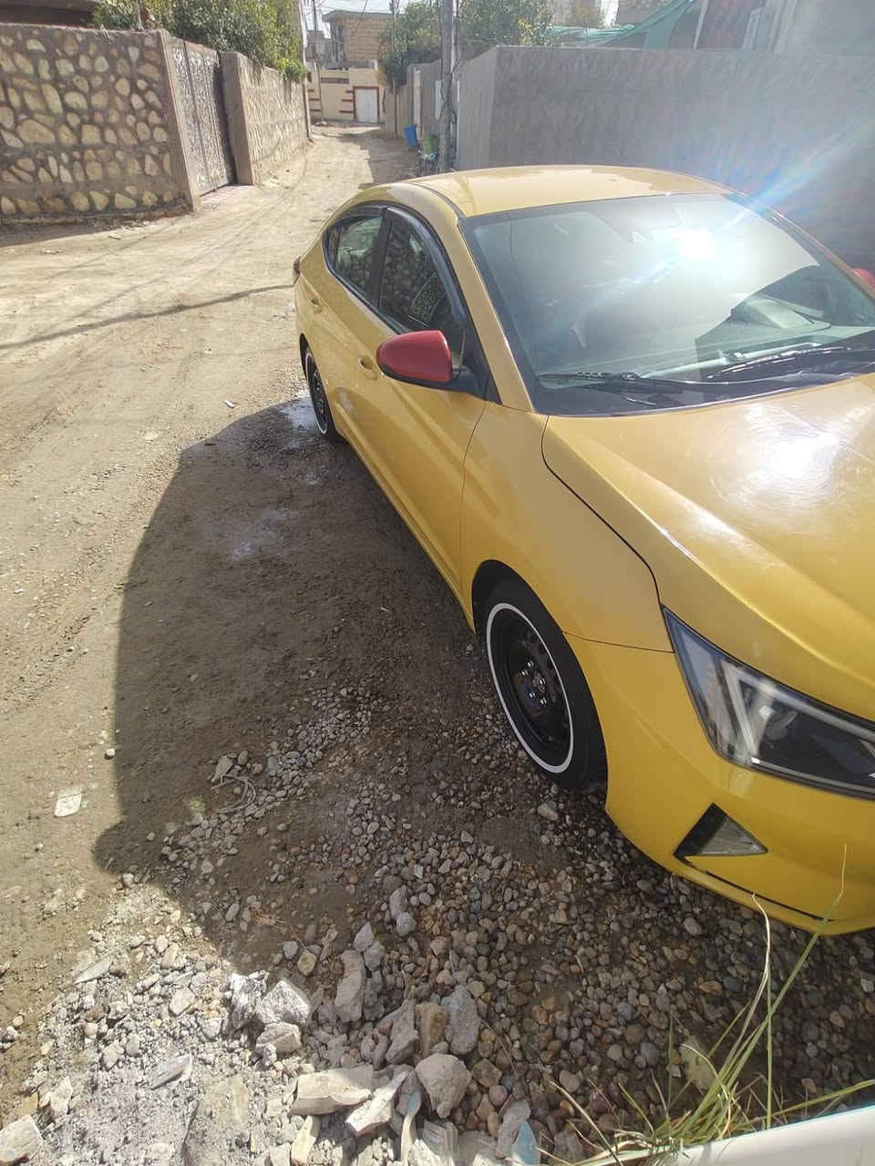 السلام عليكم 
النترا موديل 19 وارد امريكي تفاصيل حادثه موجود صور وسونار بالمنشور 
سيارة نص فول  مكفوله من كل نقص السيارة جديدة بمعنى الكلمه
مكان السيارة حله مركز 
السعر 140 وبيها مجال 
للاستفسار أكثر ‏‪0781 351 6861‬‏
