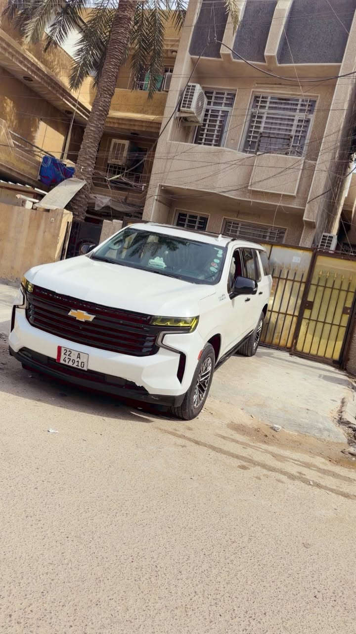 السلام عليكم شوفرليت موديل 2021 الفئة هاي كانتري اعلى فئة المكينة 5300 ماشية 180 الف سنوية جديدة ماساقطة فول مواصفات
بانوراما
تدئفة وتبريد كشنات
كامرات 360
صدر مكينة مكفولة 
للأستفسار
***********
السيارة مامشتغلة على الخط
