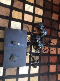 (مكلف بالنشر ) للبيع او مراوس ب لابتوب  بلي 2 نضيف حجم جبير وياه فلاش ...