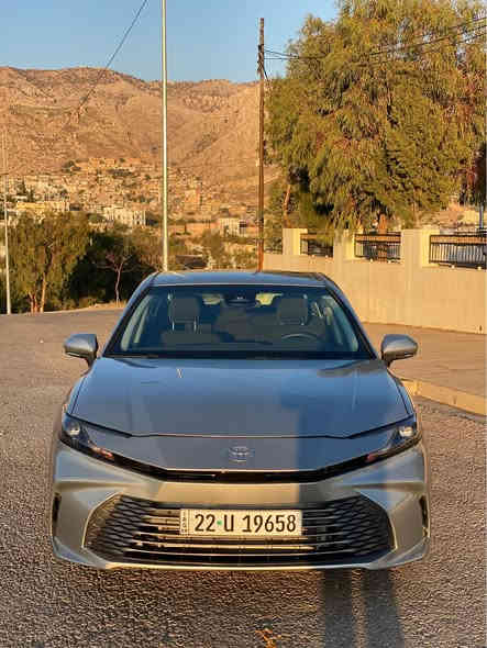 بسم الله الرحمن الرحيم

تويوتا كامرى 2025 le hybrid
لونها سلفر
سيارة مرقم اربيل جاهز 
تحويل غرامة شرط 
قطعتين سبغ بوند و جملغ 
ارباك استرين و برده 
سايرة بدون مصرف و نضيف 
تايرات جديد 
ماشية ١٨ الف ميل
گير و محرك شرط
رادار حجر كلها بلادي موجود
كل رادارات شغل 
رقم شاصى موجود 
سعرها ٢١٠$ و مجال 
الهاتف *********** واتساب و كورك اكر
