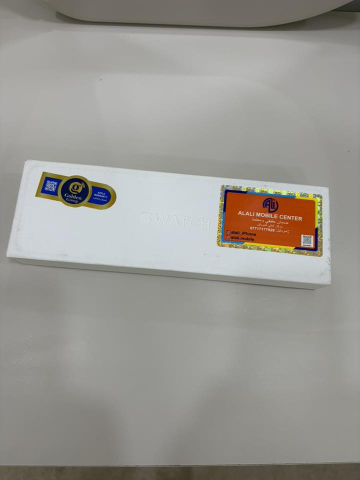 مرحبا / ساعه ابل الجيل 11 جديده ملبوسه مرتين فقط لون اسود حجم 46 الشاحنه مامفتوحه صار 10 أيام من اشتريته وياه كم سير هديه للبيع 550 الف وبيه بعض المجال للشراي بصره ***********
