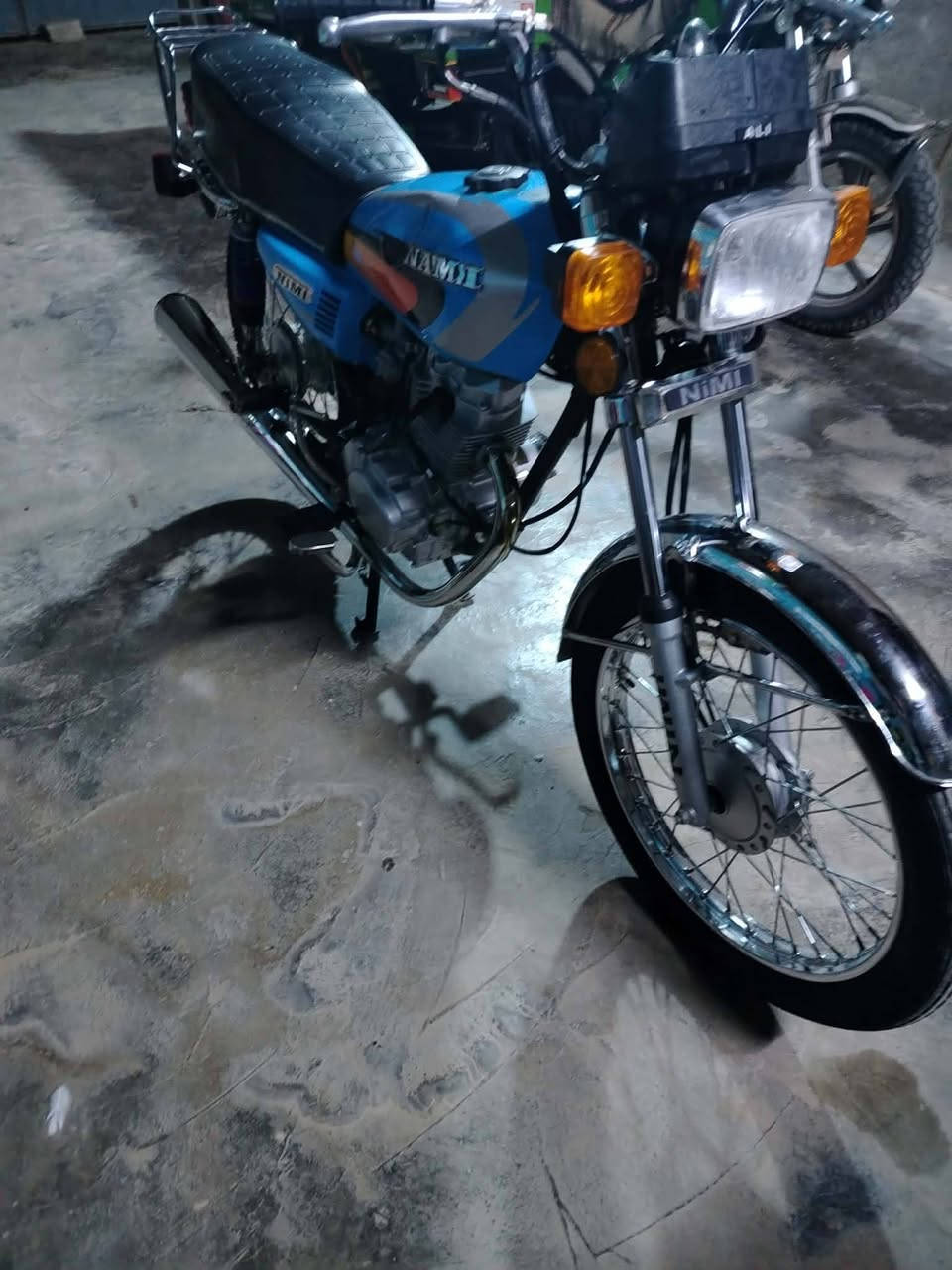 السلام عليكم من رخصة الأدمن دراجة نامه 25 نظيفة مكفوله السعر 600 العنوان بابل قضاء المسيب ***********
موجود واتساب 
غير متواجد ع الفيس
