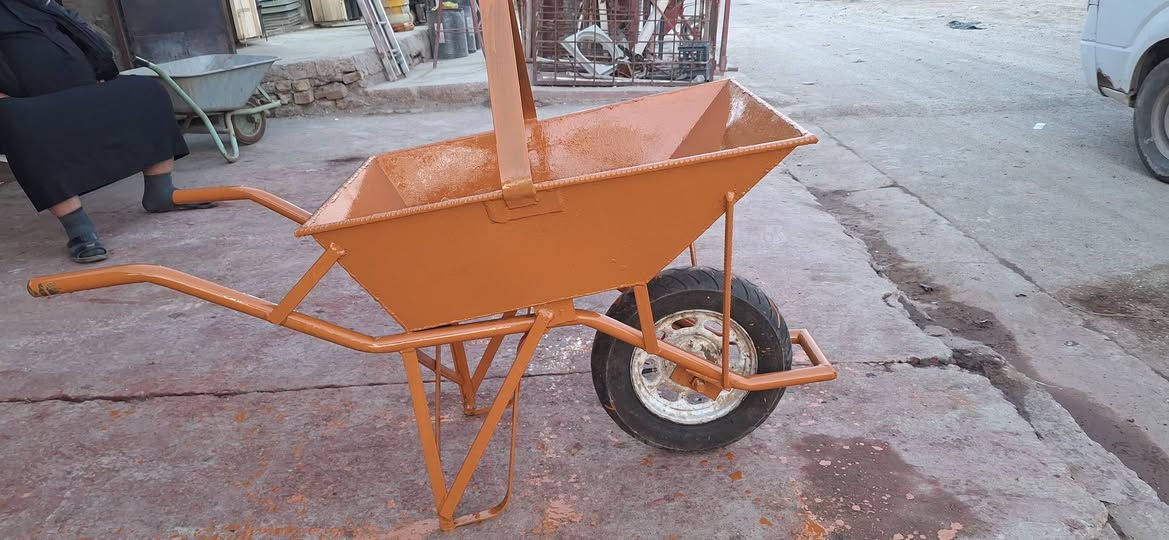 احمد الساعدي لعمل كافة العرباين مدينة الصدر حي طارق *********** ***********
