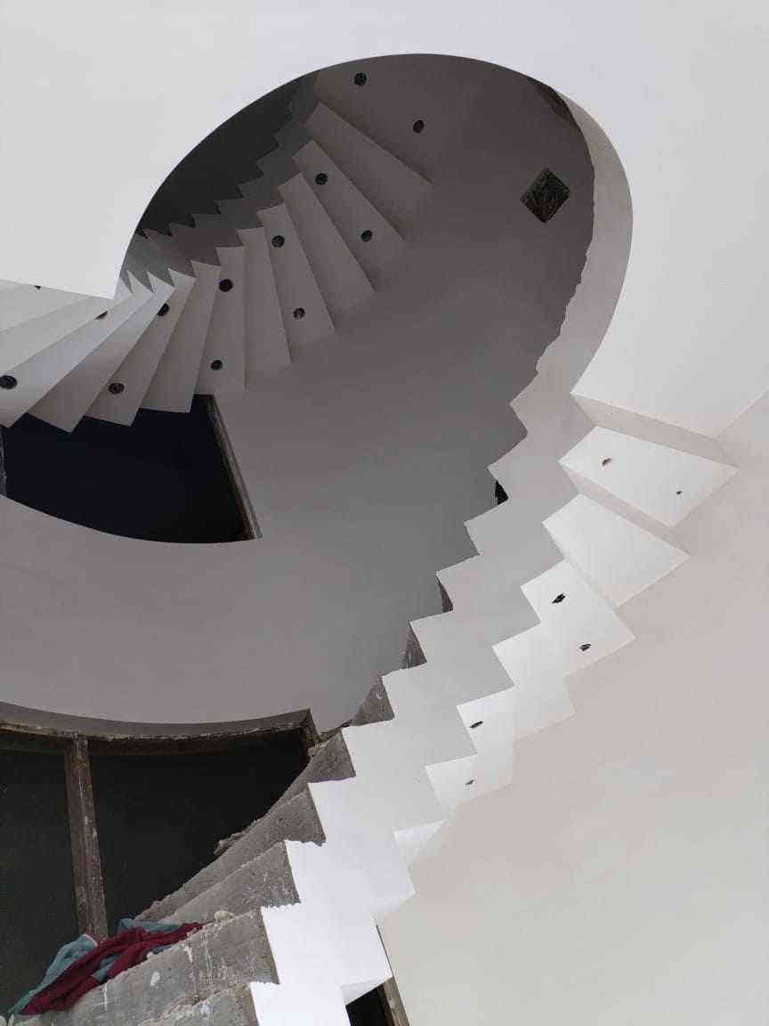 سلام عليكم كادر لبخ سقل ناعم جراره تشميع تصفير جدران مصاطر نثر ديكورات واجهات ترميمات شغلنه درجه اولى ونضافه وسعارنه مناسبه الستفسار ***********
