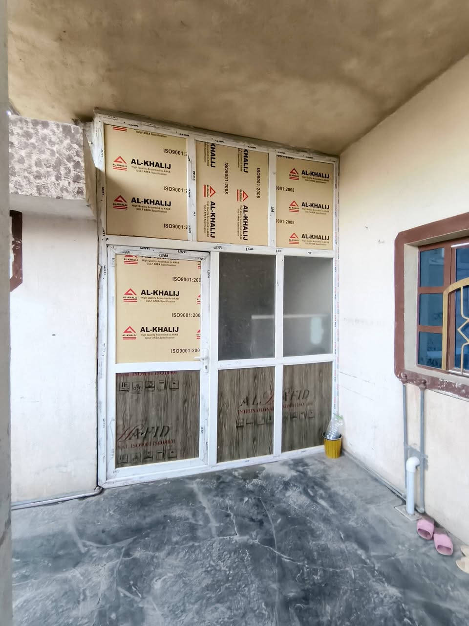 بيت للبيع في جلولاء معسكر قرب الاطفاء
مساحة 400متر 
خطين مي 
مع قطعه خلف البيت 10X4
2غرف نوم 
استقبال 
مطبخ حار وبارد 
كراج سيارة
السعر خاص#


**إذا كنت صاحب هذا الإعلان وتريد حذفه لأي سبب، رجاءا أرسل رسالة إلى الدعم الفني**
