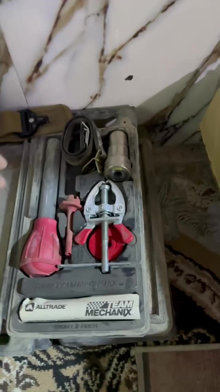 عدة اصلية اجت بغراض الامريكان


**إذا كنت صاحب هذا الإعلان وتريد حذفه لأي سبب، رجاءا أرسل رسالة إلى الدعم الفني**