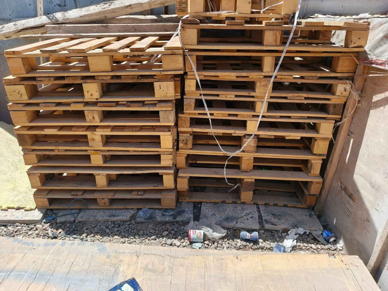 سلام عليكم اسكيب للبيع 
القياس 100×100
العدد 25
العنوان بغداد 
الرقم ***********
