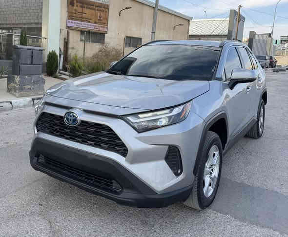 السلام عليكم تيوتا راف4 موديل 2024 
مكان سياره المنطقه الحره الاردن عمان
تدخل بسم المشتري مده الوصول 3 ايام
بعد الاتفاق مواصفات XLE بصمه رادارات 
ويل كب فور ويل شاشه وكامره وتحكمات 
حادث جانبي بجم كبس كله بلادي حتى دعاميه
تبديل باب وجاملغ بدون اي دواخل تصليح درجه اولى 
مكاني بغداد حي الخضراء سعر بعمان 240 
واصل بسمك $248 وبيه مجال ه ‭***********‬
