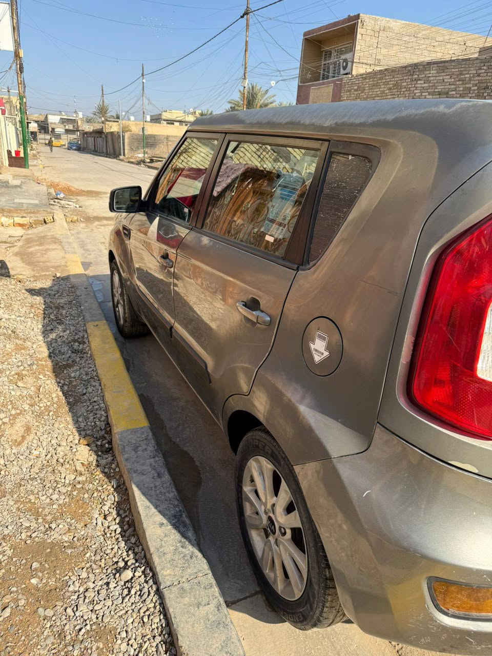 صول موديل 2012 مكينة 2000 دوش حادثها جاملغ أمامي جاملغ خلفي  السعر 80 وبيها مجال  ***********
