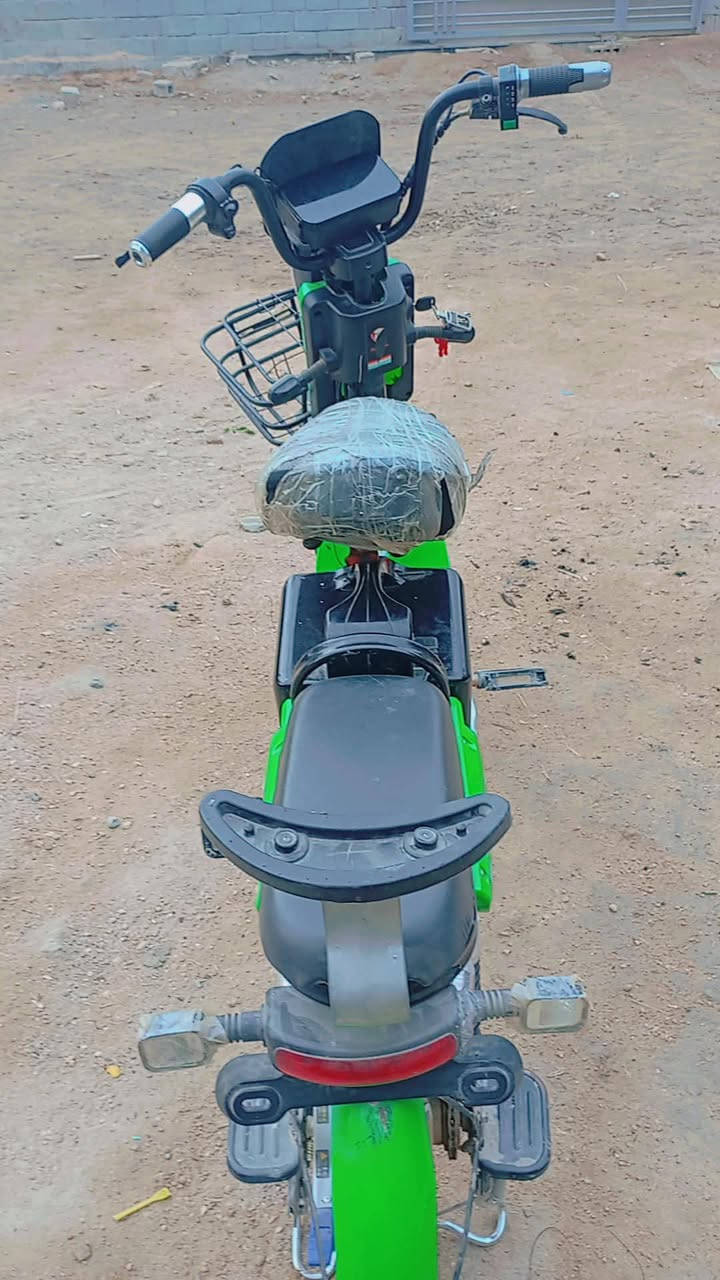 سلام عليكم عندي درجة شحن للبيع المكان كربلاء البرهميه الدراجه نضيفه 80%الرقم ‏
‏‪0770 717 5976‬‏ امتواجد على الفيس #
