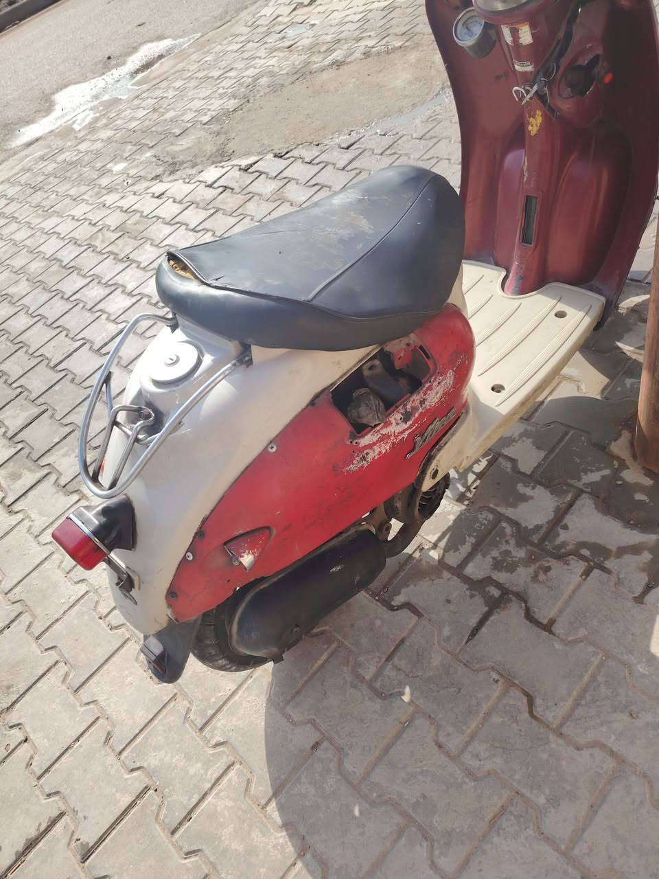 كلاسك عبد الحليم يحتاجلهه ترتيب
السعر 100 بغداد الشعب ***********
