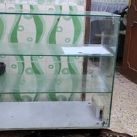 شباب ميز جام. نضيف مرتب حلو تصل هاذ رقم 07704029732