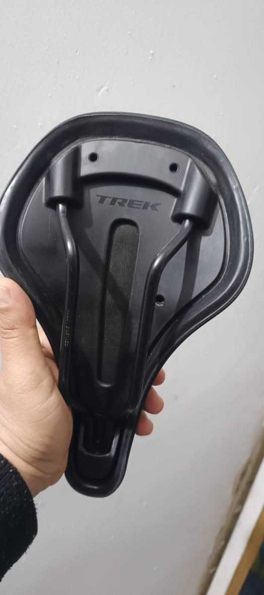 كشن بونتريكر اصدار ٢٠٢٥ لوك مفكوك من ترك يفيد اهل الاختصاص ٣٥ قفل مكاني كرخ ***********
