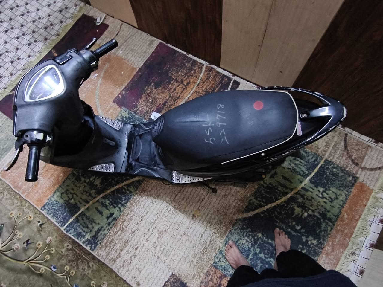 للبيع ماكس عدلة شلعه فول معدل 120 دراجه خرسه ما ينسمع صوته  زيرو ماشيه ٣٠٠٠ الدرجه بارغي ما مفتوح بيهة كفاله من كلشي كلهة مختمه بية اكثر من ٢٣ ختم كلشي شغال او كله بلادية صالهة ١٥ يوم طالعه من الرمبه كفاله مكاني معقل قرب مغتسل البله ***********
