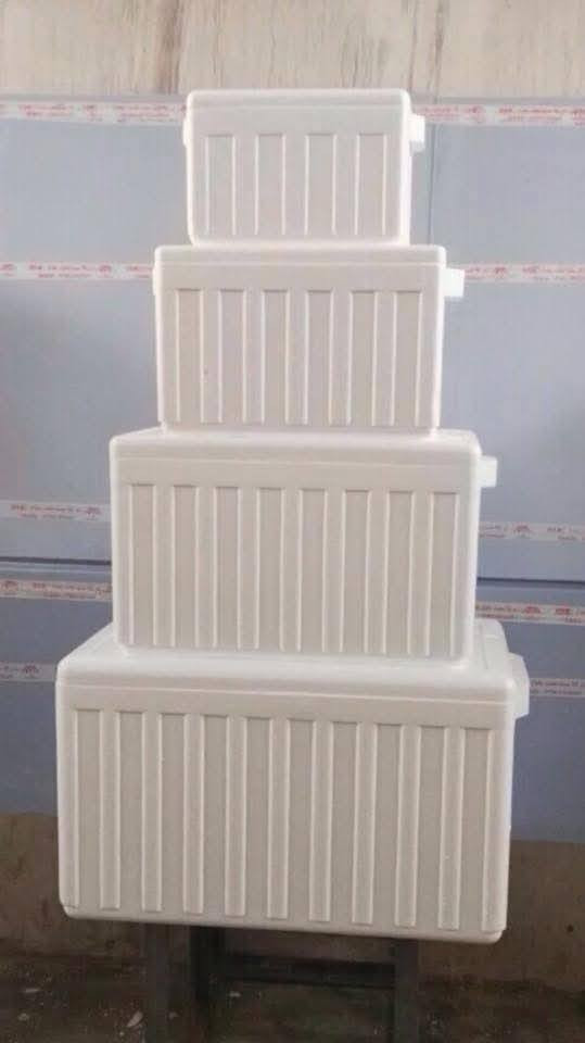 💥🔥استمتع بأجواء باردة طول اليوم مع الصندوق السحري
💥🔥👈حافظة فلين للبارد والساخن ابيض كبير/ حبة

✅صندوق و حافظة الاكل و الشراب بارد او ساخن
✅يستخدم  لحفظ الطعام وعلب العصير .
✅سهل التركيب 
✅معزول خفيف الوزن محمول و مقاوم للماء ✅الافضل للرحلات ، النزهات ، التخييم ، الشاطئ ، الصيد ، ركوب الزوارق Chill Chest 
#حافظة_برودة_حرارة #حافظات_طعام
#حافظة_عصير #حافظة_الأكل 
العنوان // هاشميه مقابيل مجمع الامير لانشائيه
يتوفر توصيل 
***********
