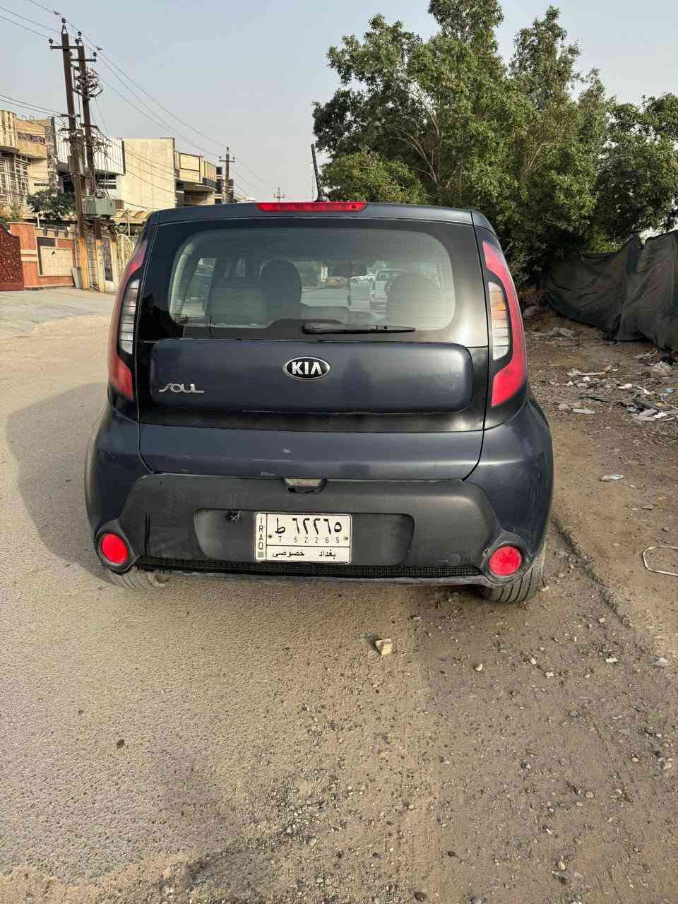 سول وارد امريكي موديل 2015 حبري الحادث جانبي ومراسلة على الخاص لارسال صور الحادث
 محرك (2000 GDI) وماشية (77400 ألف ميل)
صدر + باتري جديد والتبريد ثلج
السعر دفتر قفل
المكان بغداد المشتل
الرقم *********** (واتساب) بغداد, العراق
