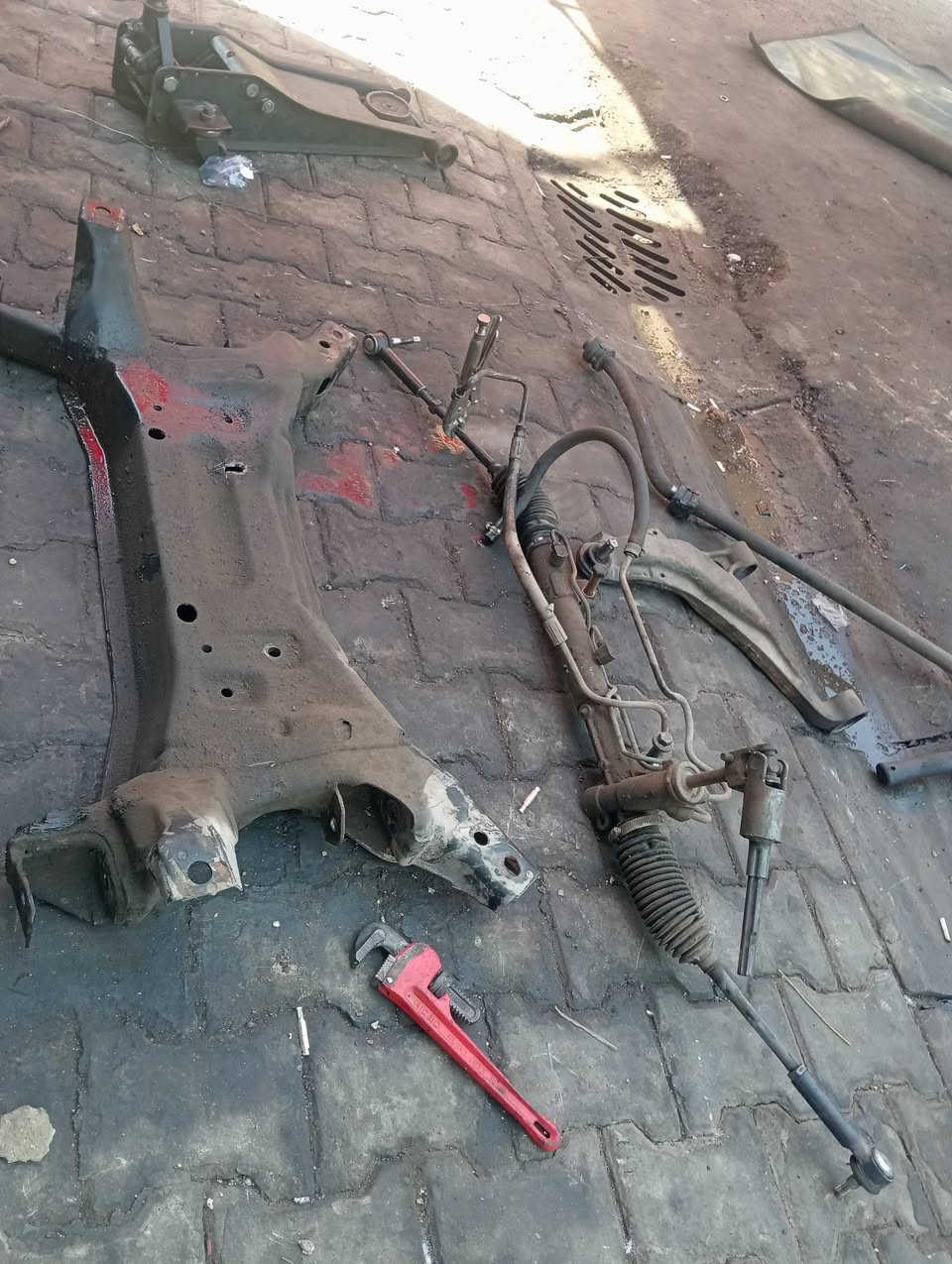 تبديل مشط 2019  على موديل 93 وبظمان سنه
***********

بغداد شيخ عمر مقابل معمل الخياطه
