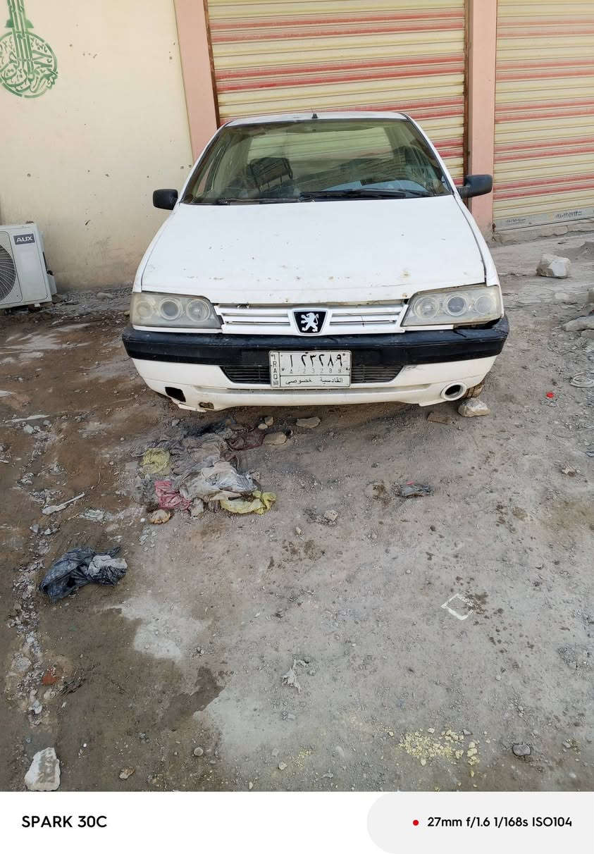 سلام عليكم لبيع بيجو 405 فرنسي  كير مكينه كورلا مكينه بيها صوت حداديه كهربائيات كله  شغال سياره جاهزه تحويل مباشر سعر 18 وبيها مجال رقم موبايل ***********
