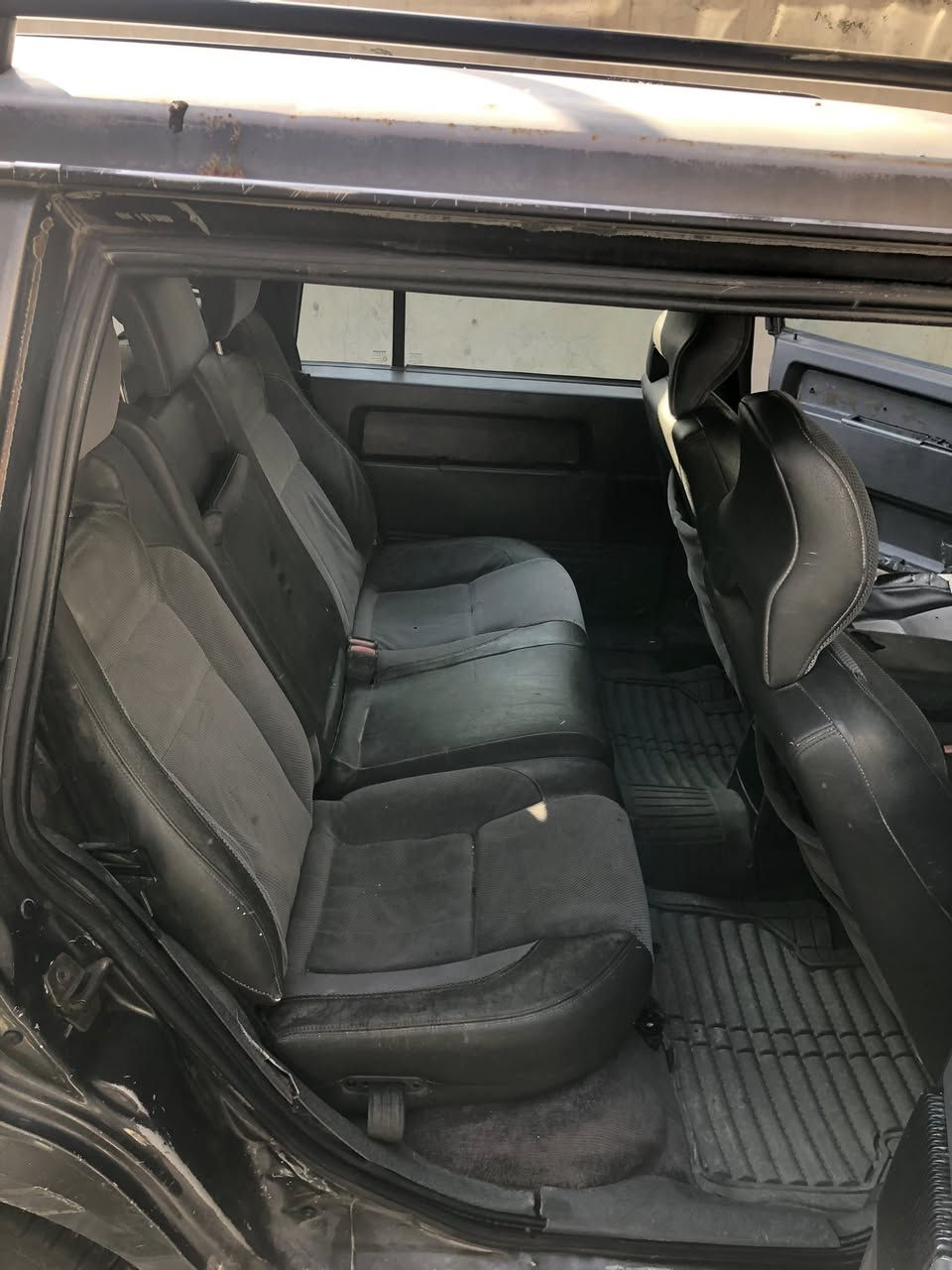 السلام عليكم للبيع VOLVO حجم 740مديل 1990مكفوله كفاله عامه من الضربه والمعجون   والصبغ داخل رصاصي محرك تيربو بريك نضام ABS رقم بغداد السعر 60 وبيه مجال العنوان نجف حي النداء الرقم ***********。***********
