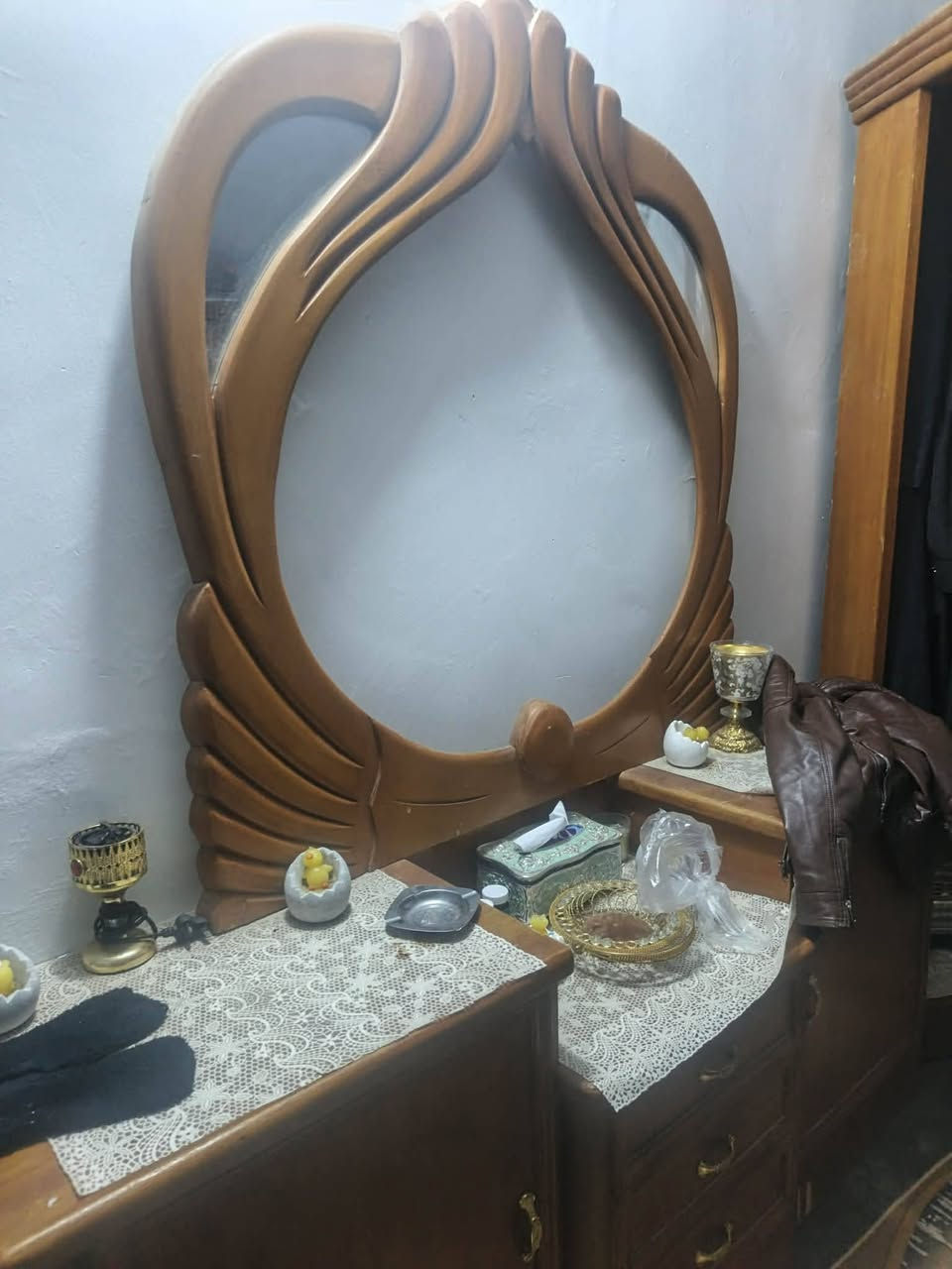 غراض للبيع كلشي وسعره اتصلو بلرقم ***********
