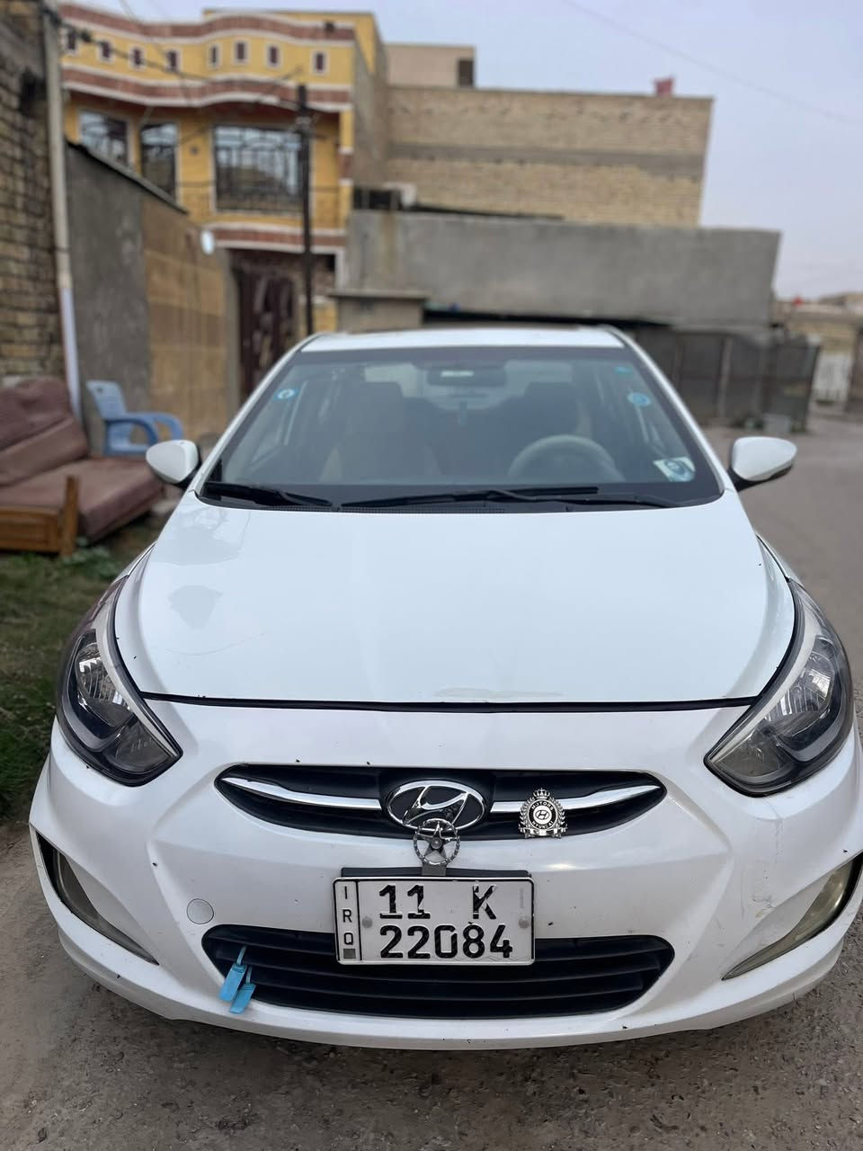 السلام عليكم  اكسنت2016خليجي كير ومحرك كفاله تخم تاير جديد مال جناي جاهزه الاخير تبريد شغال بيها3قطع صبغ 
مواصفات السياره داخل بيجي تحكم استيرن نضام ايكو 
اشاير بلمري شاشه كأمره فتحه 
السعر 98وبيه مجال
التصال ***********
العنوان الشعلة الرحمانيه
