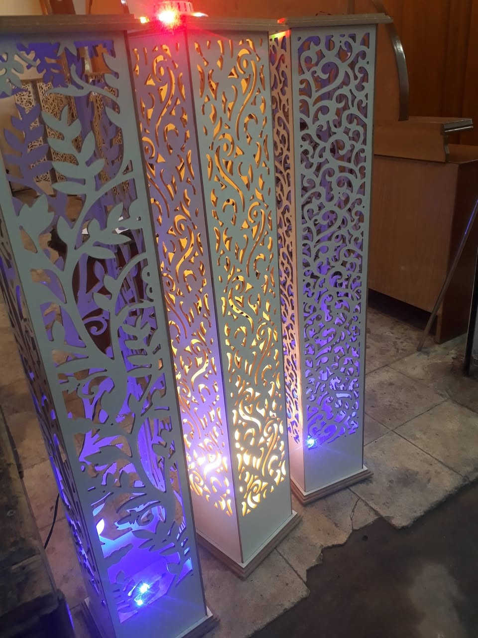 السلام عليكم تيبل لمب نقش سين سي شغل درجة اولى العنوان حي فلسطين للاستفسار الاتصال  ***********
