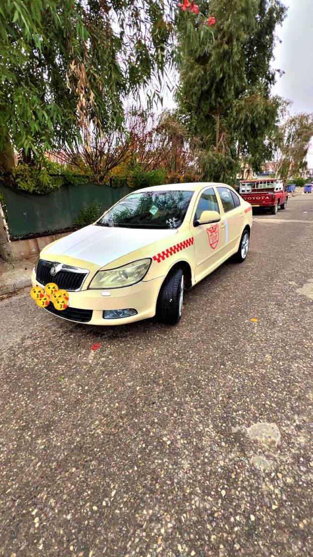 سکۆدە ی تکسی 13 گیرحادی  مە کیننە 20 جیتە  3 بارجە سبو خە بی ناو گرتن و دوو جی ساردە مالی دۆستە گیروو مەکینە و تە قە و رە قە ی بشرتە  وو بە ناوی خومە. سعر 91 مه جا لكي  زور کە می برا یانە     ژم،*********** أربيل, العراق
