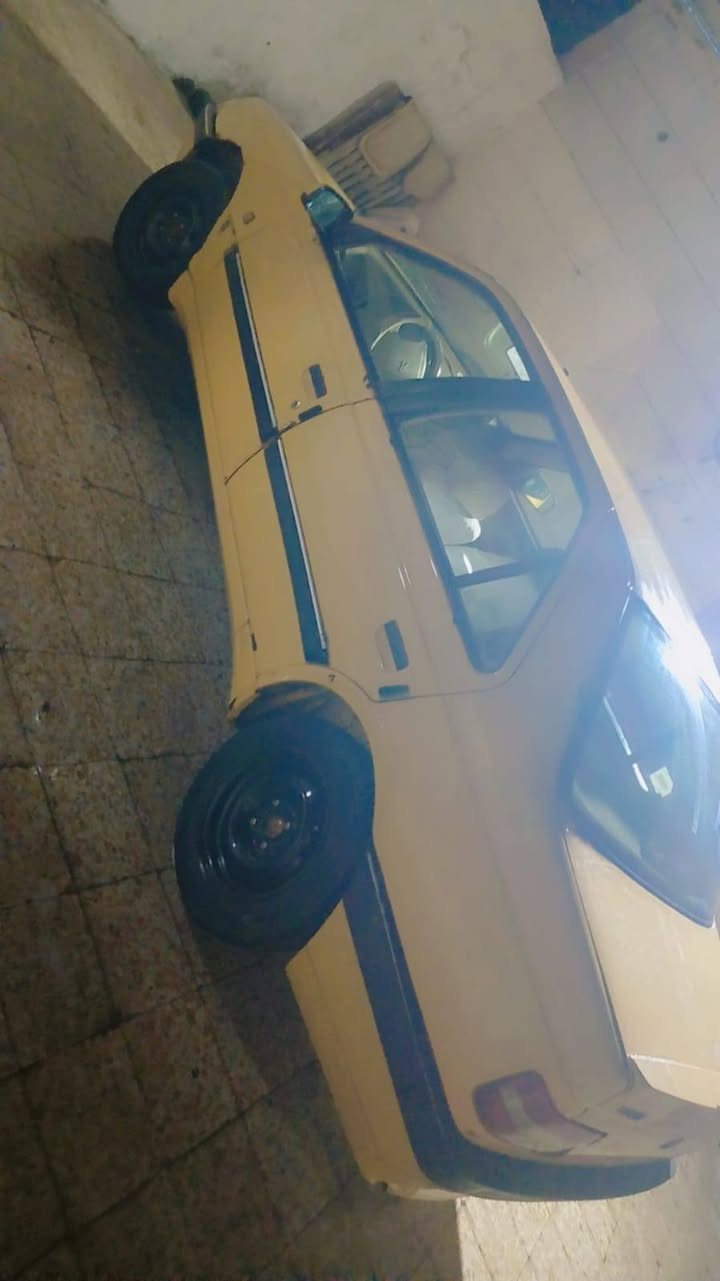 بيجو 405 موديل 2016 سنويه مجدده تحويل ثاني يوم مكان بصره القبله *********** البصرة, العراق
