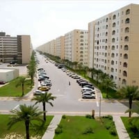 ١٠٠م • شرقي • طابق ٥