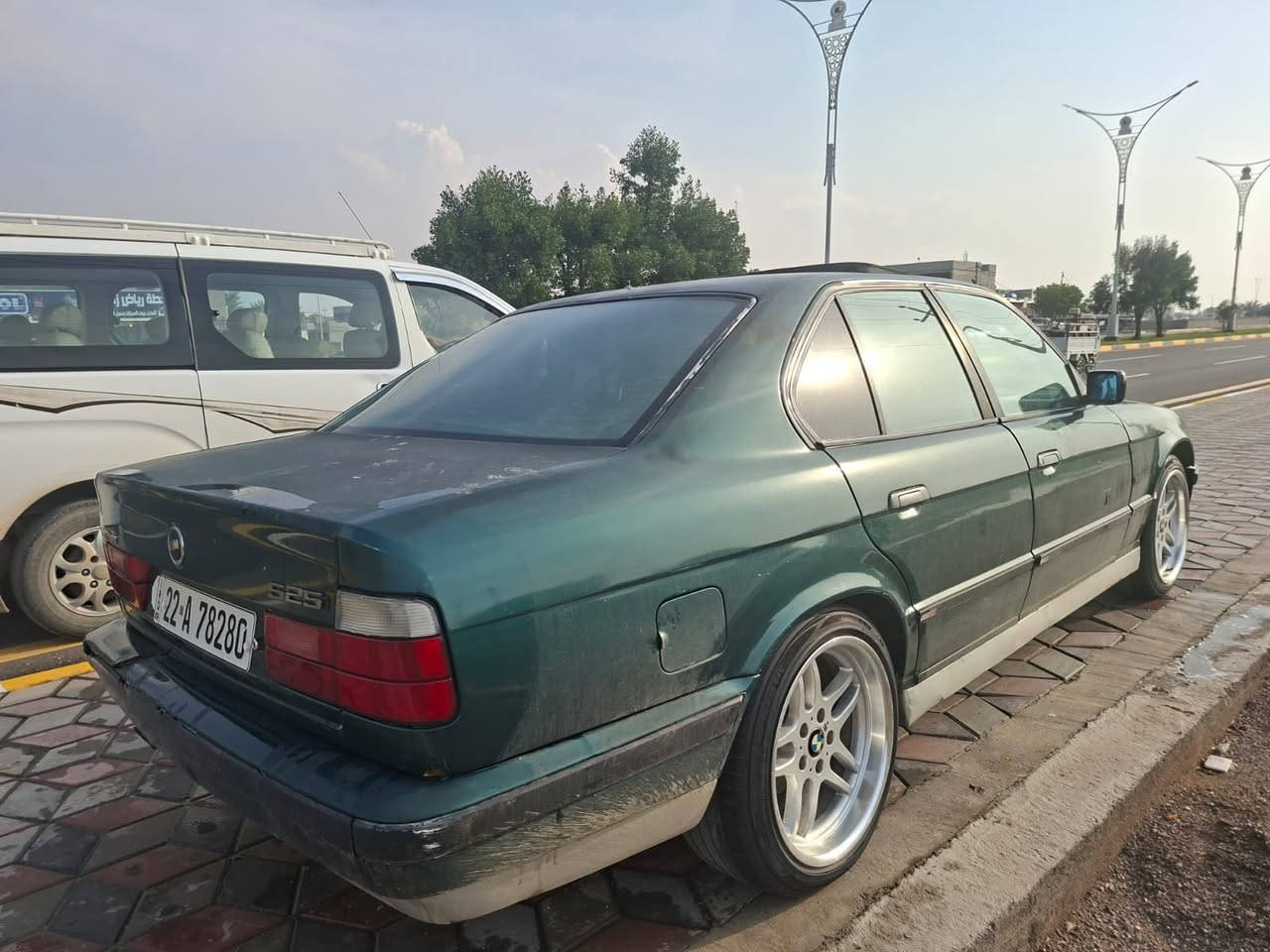 سلام عليكم بي ام دبليو حجم 525 موديل 92 صبغ حزام بدون اي ضربه بلادي خلاص مكينه وگير كفاله مكينه تك فانوص وگير عادي ويل M تخم تاير رقم اربيل سنويه مجدده تحويل ثاني يوم سعر 47 وبيهة مجال كلش بسيط مكان ديالى بلدروز الاستفسار اكثر ع رقم *********** ،،،،***********
