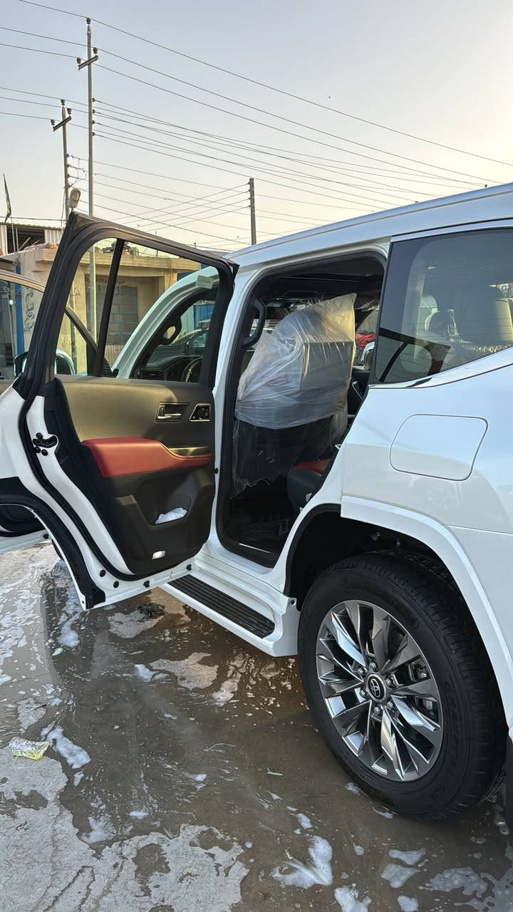 لاندكروز   VX.R  موديل 2024  
 SAS ساس ام الضمان  
مواصفات VX.R توين تيربو المعروفة فول 1/1
ماشية 23 بوضع الزيرو كفاله عامه
تضليل بالسنويه  
باسمي السنوية مداور ثاني يوم
العنوان السماوه 

السعر  97 $ الف وبيها مجال   

***********
