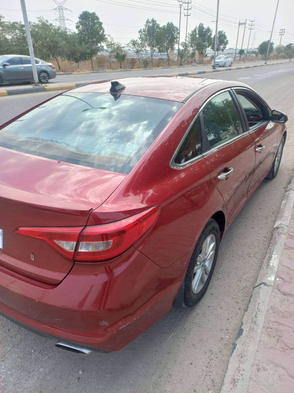 سوناتا وارد امريكي قطعتين تبديل بمريكه بدون دواخل سياره جديده وجاهزه للئخيرسعر 115
***********
