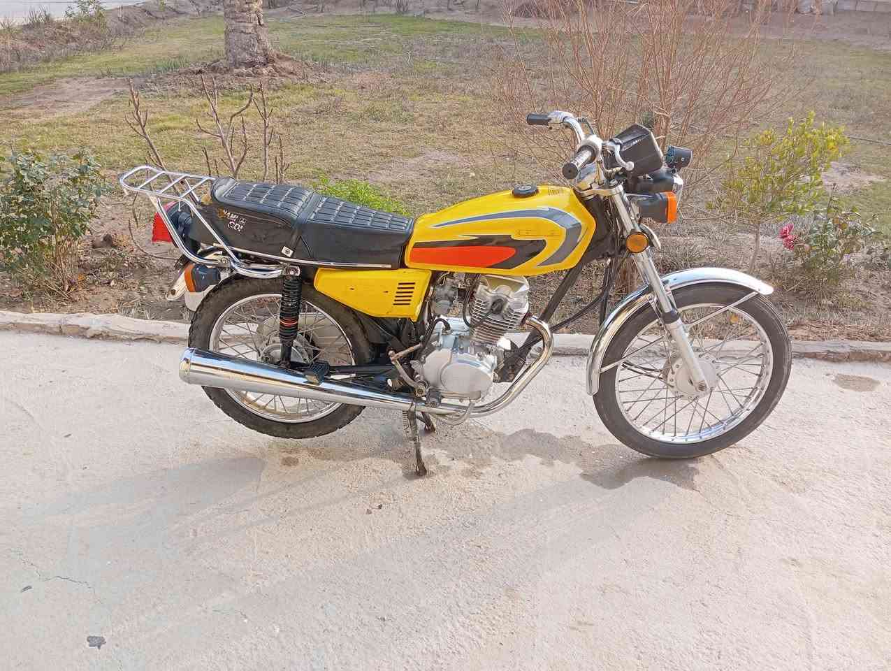 نامه متياز اوراق اصلي سعر 650 وبيها مجال حك الجيه موديل 22 نكره هندر كهربائيات كلها شغاله مكاني حله قرب شركة الرنا ستفسار ***********
